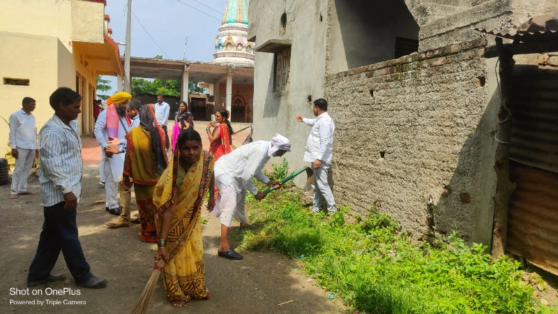 गावांतर्गत स्वच्छता मोहीम