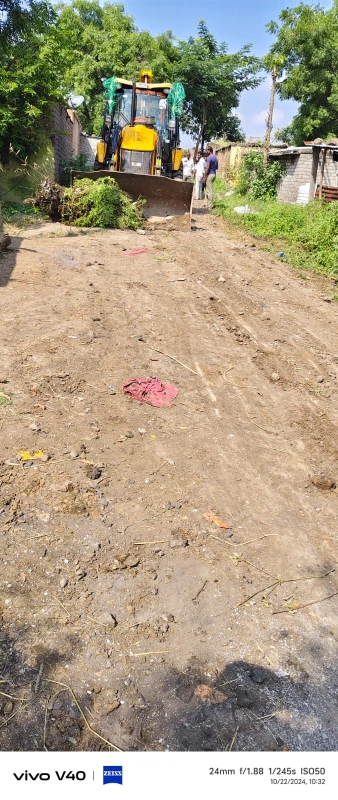 गावांतर्गत सिमेंट रस्त्यांचे काम