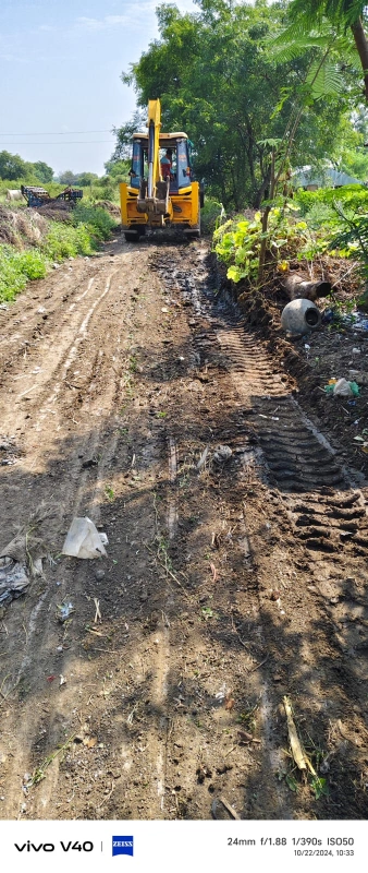 गावांतर्गत सिमेंट रस्त्यांचे काम