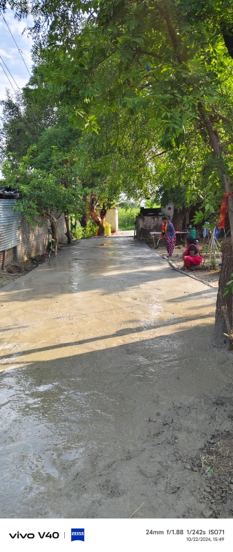 गावांतर्गत सिमेंट रस्त्यांचे काम